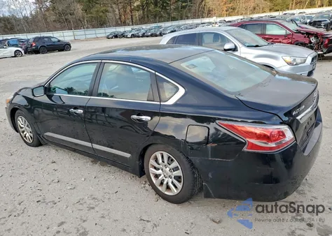 2015 Nissan Altima 2.5 z USA, uszkodzony, nr VIN 1N4AL3AP0FC202407